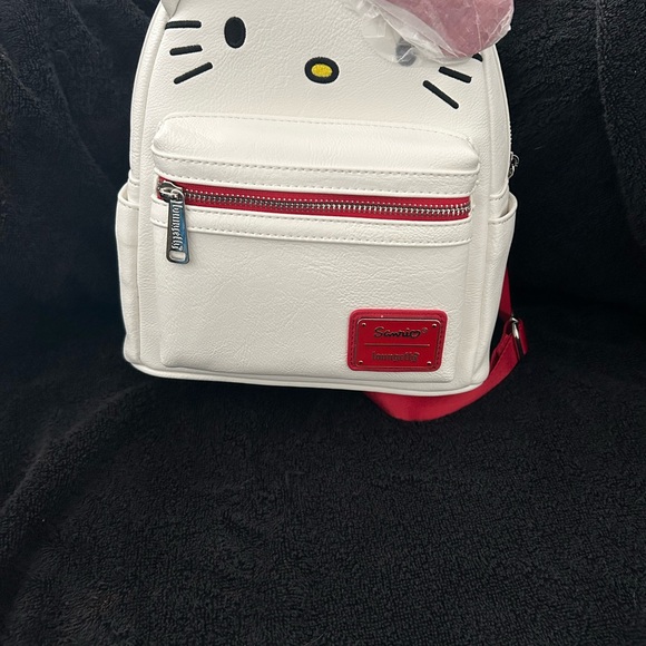 Sanrio White and Red Hello Kitty Mini Backpack universal exclusive main image 9